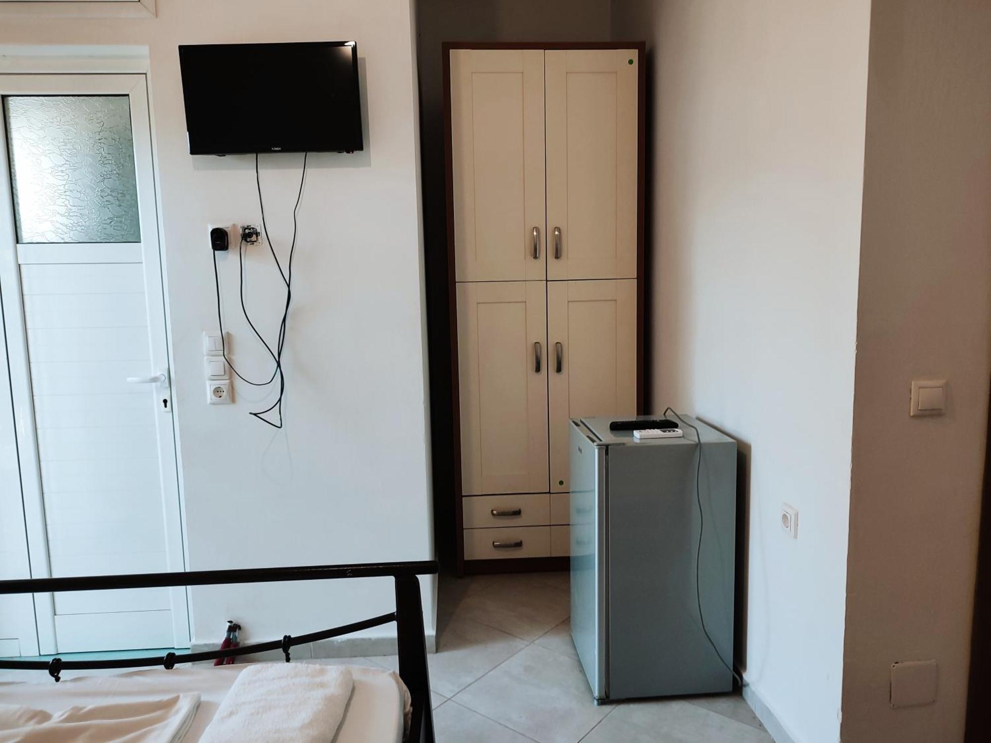 Petros Rooms Himarë Extérieur photo
