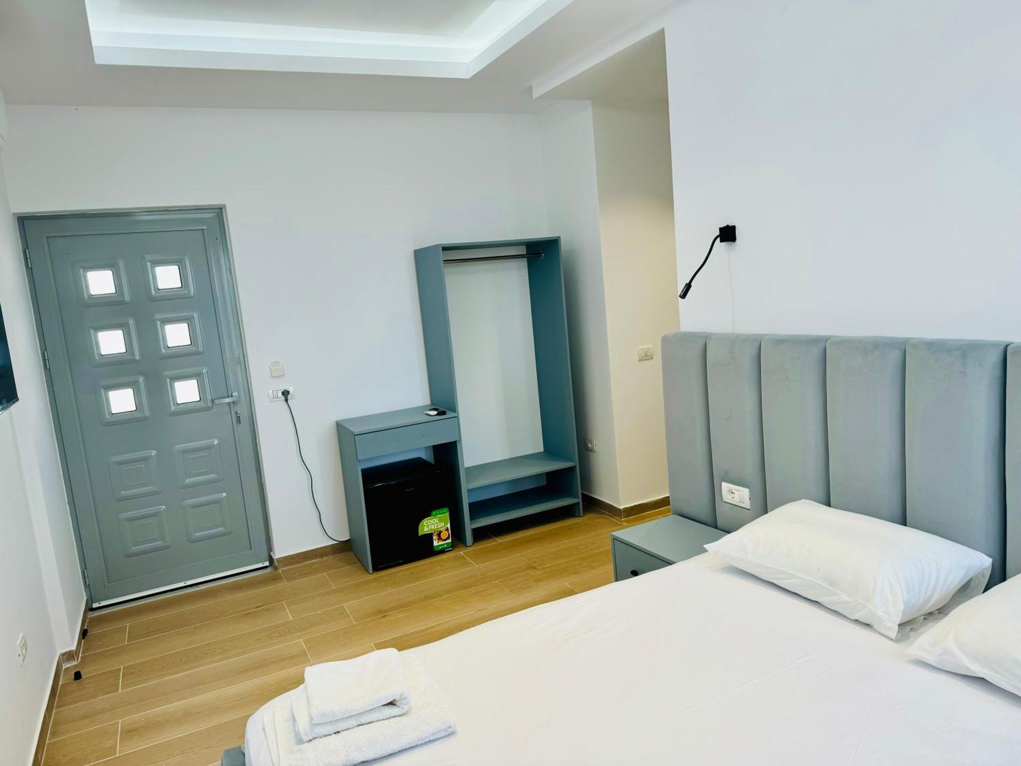 Petros Rooms Himarë Extérieur photo